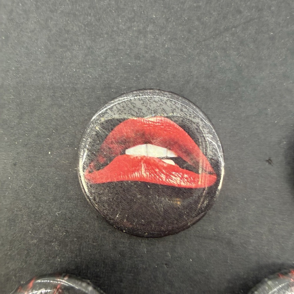 Vintage Horror Pinback Button Lot GetFearWear.com Goth Punk Halloween Pins - Picture 5 of 6